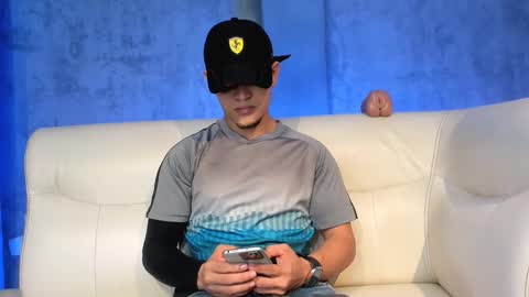 Manuel online show from 09.29.25