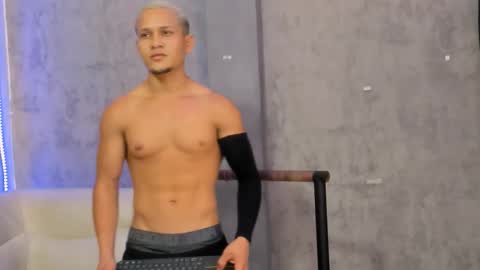 Manuel online show from 11.27.25