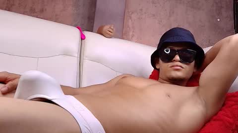 Manuel online show from 02.25.26