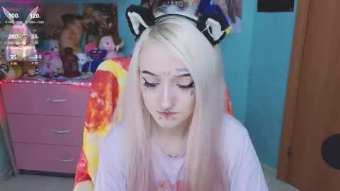 Manuela online show from 11.13.25