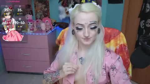 Manuela online show from 05.24.26