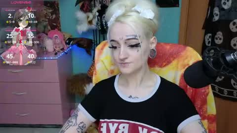 Manuela online show from 05.25.26