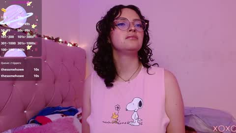 Snapshot of manumeow_ chatting on 12.17.24 Manu online show from 12.17.24