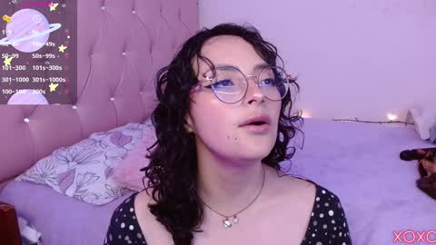 Snapshot of manumeow_ chatting on 12.24.24 Manu online show from 12.24.24