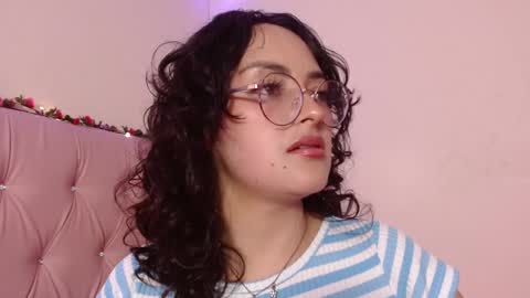 Snapshot of manumeow_ chatting on 01.14.25 Manu online show from 01.14.25