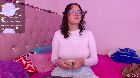 Snapshot of manumeow_ chatting on 02.01.25 Manu online show from 02.01.25