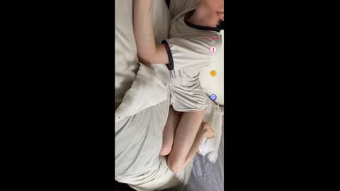 Snapshot of maplefroggy chatting on 12.25.24 Maple online show from 12.25.24