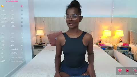 Mara Sinclair online show from 07.28.26