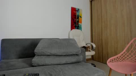 Snapshot of mara_storm chatting on 12.15.24 mara modelo independiente online show from 12.15.24