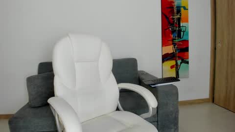 Snapshot of mara_storm chatting on 01.06.25 mara modelo independiente online show from 01.06.25