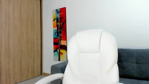 Snapshot of mara_storm chatting on 01.27.25 mara modelo independiente online show from 01.27.25