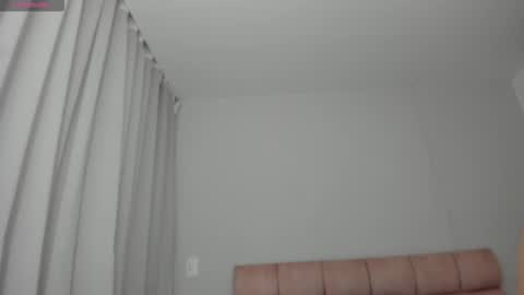 Snapshot of mara_storm chatting on 09.15.25 mara modelo independiente online show from 09.15.25