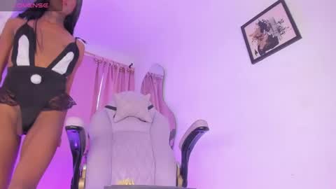 Snapshot of maraa_royal chatting on 06.14.26 maraa_royal online show from 06.14.26