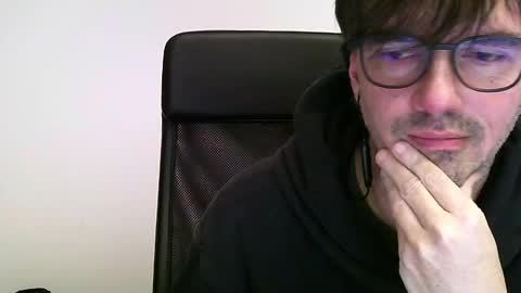 Snapshot of maracatu76 chatting on 12.04.24 Maracatu online show from 12.04.24