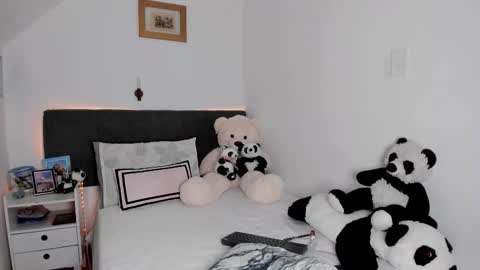 Mara online show from 03.26.26