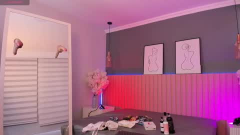 Mara  online show from 12.03.25