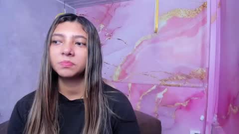 Maraluna online show from 04.25.26