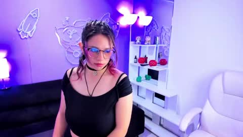 maramartinez_ online show from 05.01.26