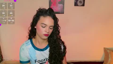 Snapshot of maravelvett chatting on 06.11.26 Mara online show from 06.11.26