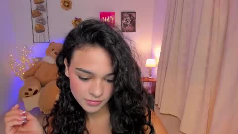 Snapshot of maravelvett chatting on 06.26.26 Mara online show from 06.26.26