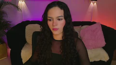Snapshot of maravelvett chatting on 07.20.26 Mara online show from 07.20.26