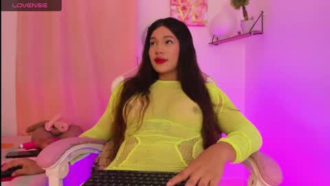 Snapshot of maraya_candy chatting on 03.09.25 maraya online show from 03.09.25