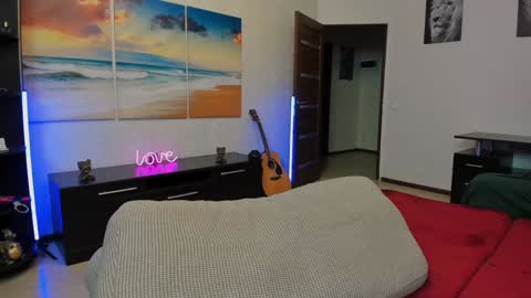 Snapshot of marc105100 chatting on 01.26.25 alex marvelxx online show from 01.26.25