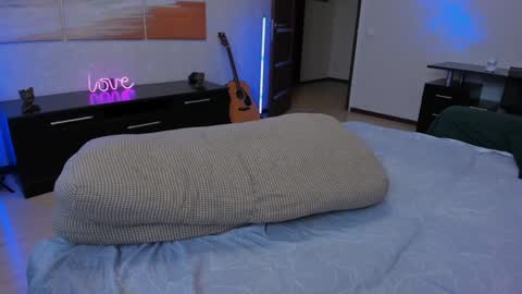 Snapshot of marc105100 chatting on 02.02.25 alex marvelxx online show from 02.02.25