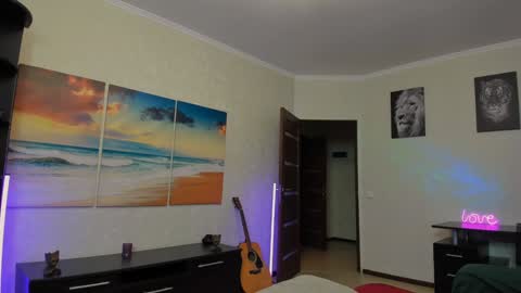 Snapshot of marc105100 chatting on 02.04.25 alex marvelxx online show from 02.04.25