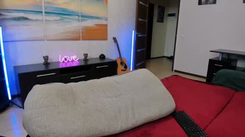 Snapshot of marc105100 chatting on 02.07.25 alex marvelxx online show from 02.07.25