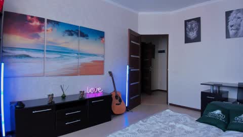 Snapshot of marc105100 chatting on 02.13.25 alex marvelxx online show from 02.13.25