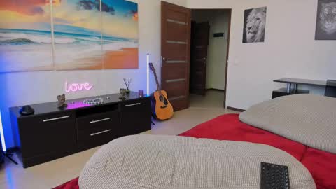 Snapshot of marc105100 chatting on 02.25.25 alex marvelxx online show from 02.25.25