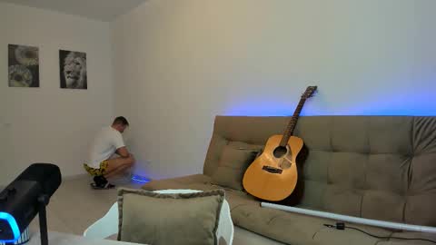 Snapshot of marc105100 chatting on 10.14.25 alex marvelxx online show from 10.14.25