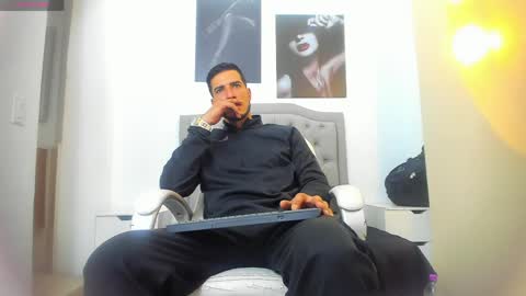 Marc Ruffalo online show from 04.28.26