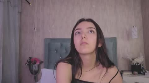 Marcela online show from 10.17.25