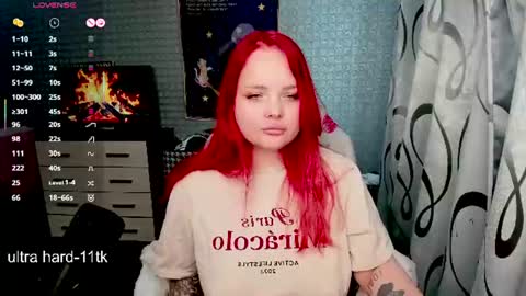 Snapshot of marcelinepeach chatting on 06.27.26 Sara online show from 06.27.26