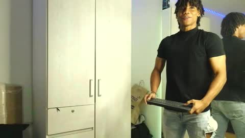 Snapshot of marcelo_dosantos77 chatting on 01.14.26 MARCELO online show from 01.14.26