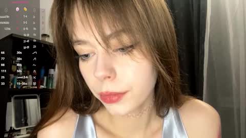 Snapshot of marciecommon chatting on 09.21.25 Alisa online show from 09.21.25