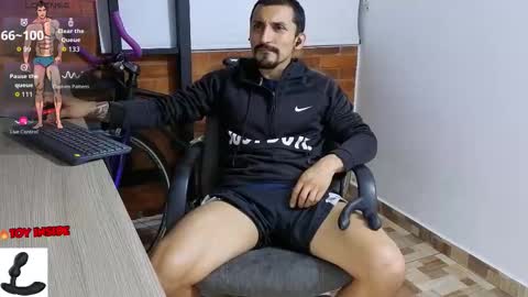 Marck  Independent model  online show from 10.17.25