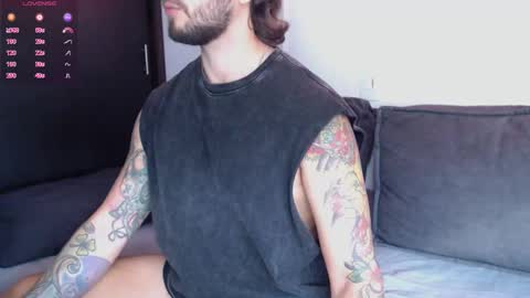 marco_allison43 online show from 09.21.25