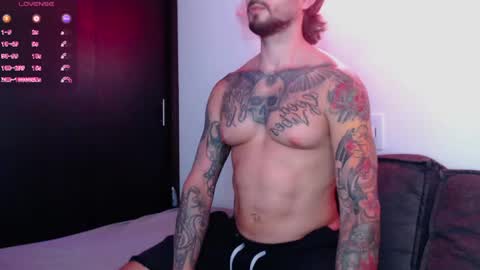 marco_allison43 online show from 05.04.26