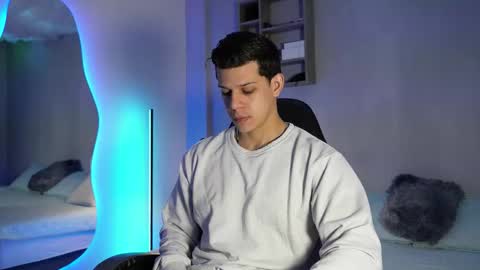 Marco Sullivan online show from 03.02.26