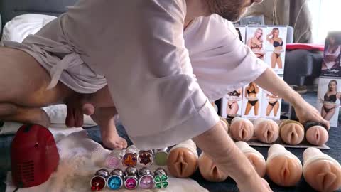 Snapshot of marcsx chatting on 03.07.25 Marc online show from 03.07.25