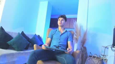 Snapshot of marcus_fire chatting on 02.16.25 marcus_fire online show from 02.16.25