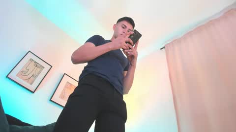 Snapshot of marcus_fire chatting on 03.10.25 marcus_fire online show from 03.10.25