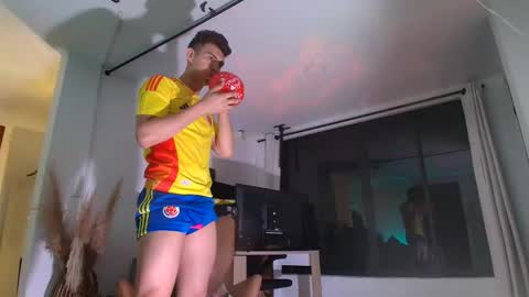 Snapshot of marcus_fire chatting on 09.21.25 marcus_fire online show from 09.21.25