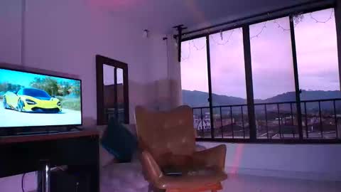 Snapshot of marcus_fire chatting on 11.24.25 marcus_fire online show from 11.24.25