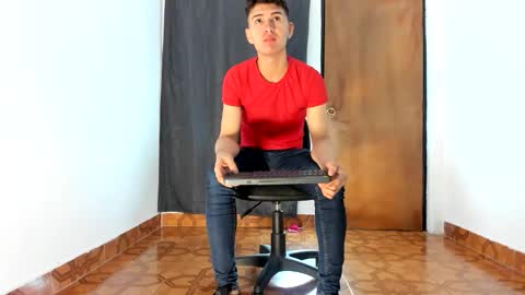 Snapshot of marcus_fire chatting on 12.18.25 marcus_fire online show from 12.18.25