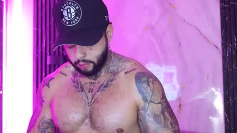 Snapshot of marcus_fit1 chatting on 03.04.26 Marcus online show from 03.04.26