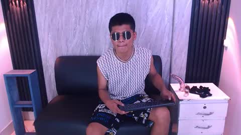 marcus hans online show from 11.30.25